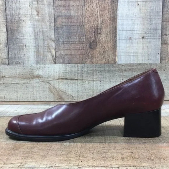 Yofi Dark Red Leather Loafer Block Heels Womens 40 Slip On Made in Israel - Picture 4 of 13